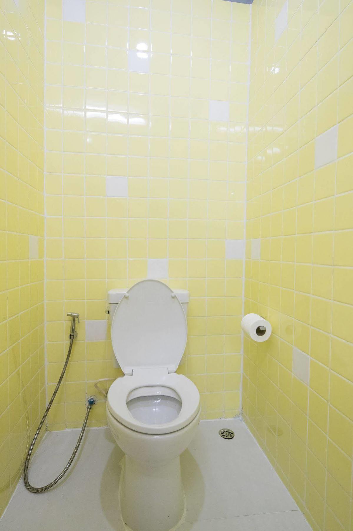 Pixellar Hostel Банкок Екстериор снимка